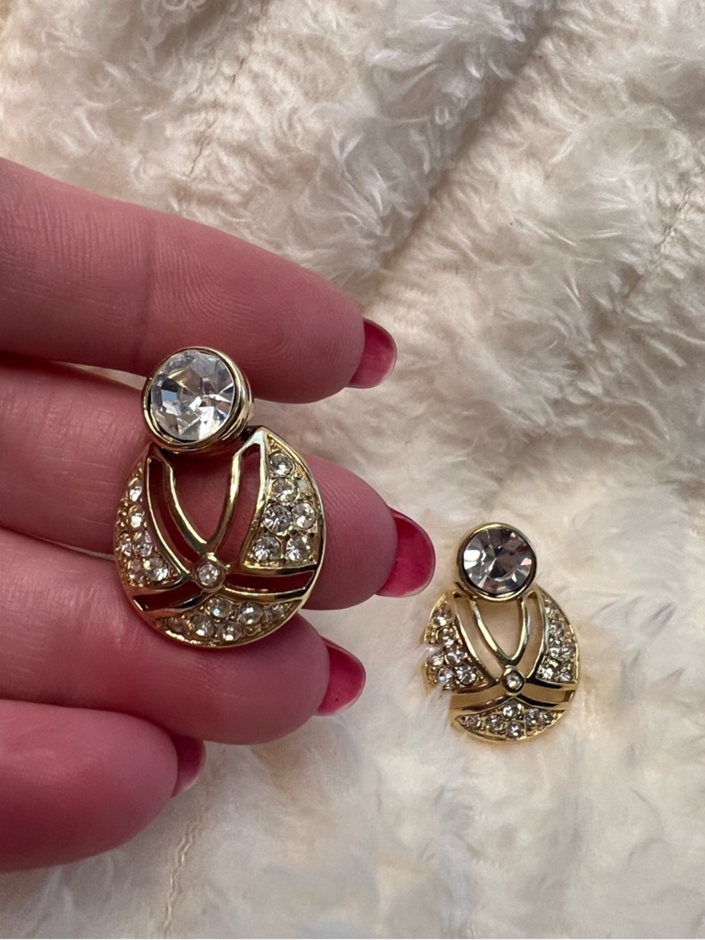 Vintage Gold Tone Crystal Drop Earrings EUC